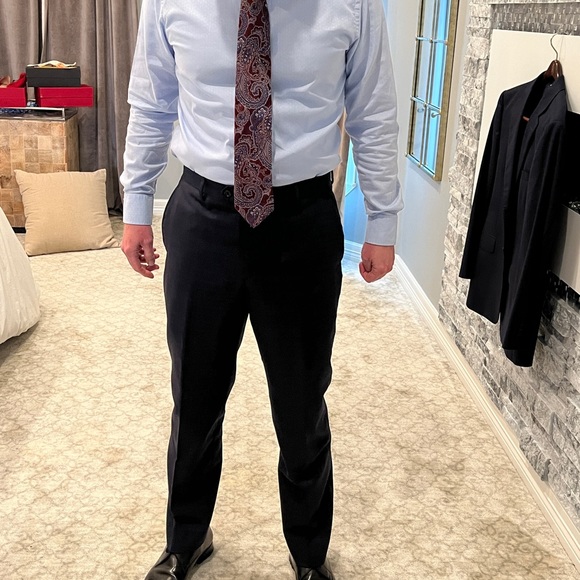 Navy Zegna 40 Regular Suit With Subtle Red Plaid - Picture 6 of 16